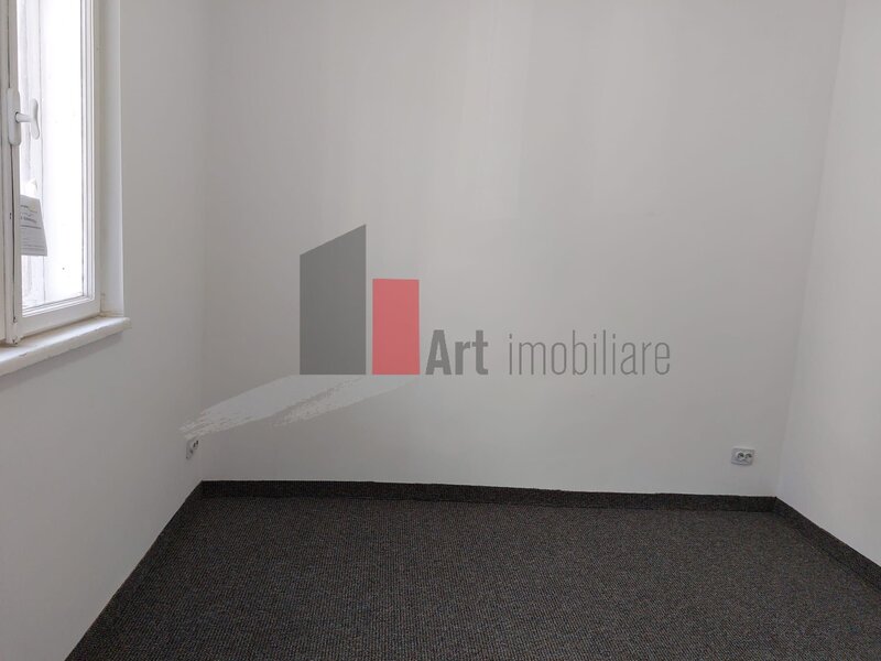 Mosilor, urgent, parter de vila cu intrare separata, comercial/birouri, negociabil.